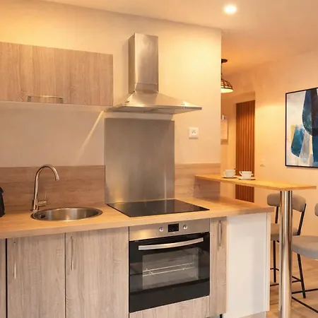 Eiffel Tower - Premium 파리